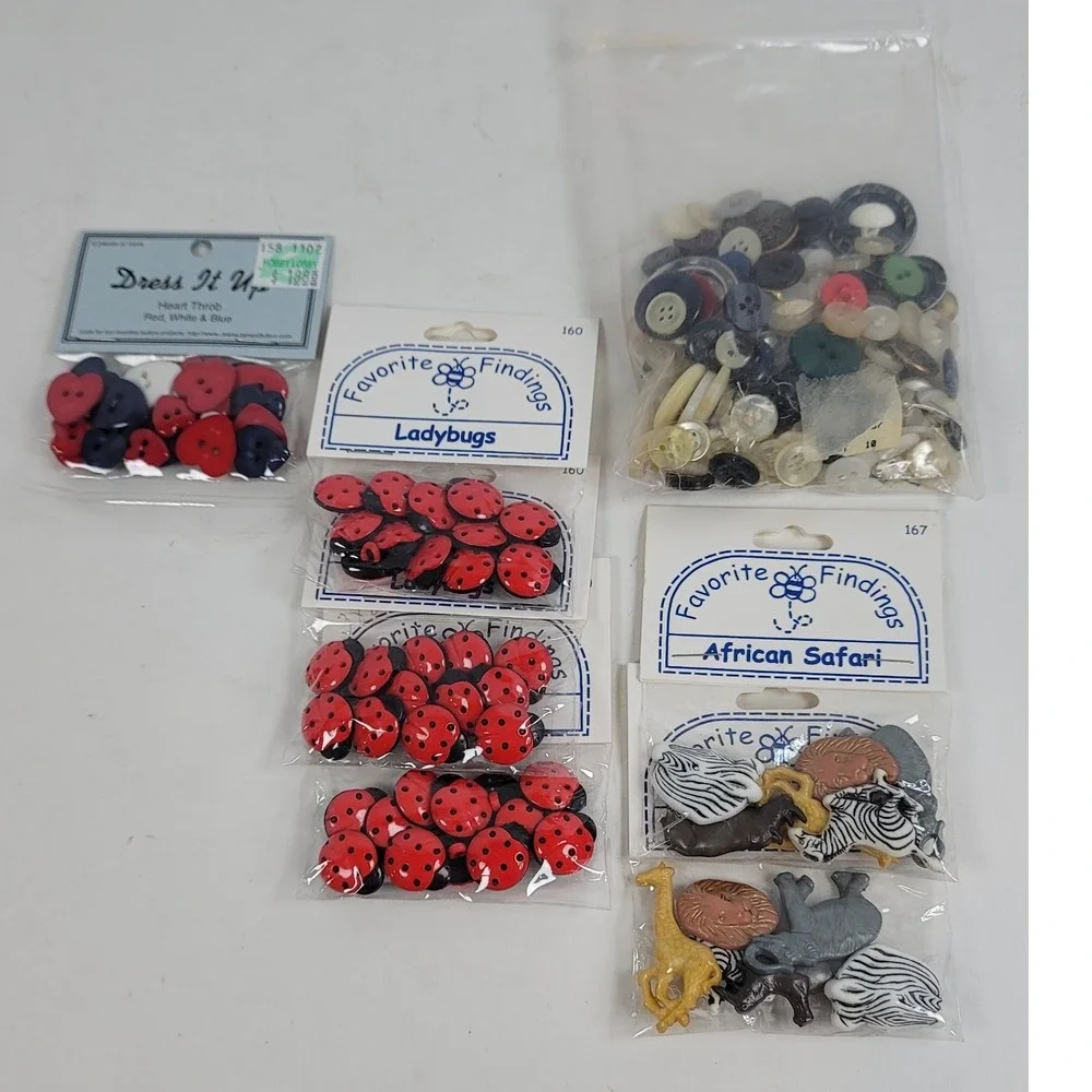 Novelty Button Lot Ladybugs African Safari Animals Hearts Bulk Assorted Craft